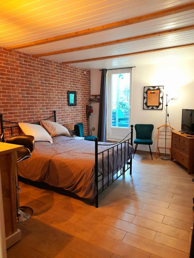 Kachour Maza Apartment Montfermeil Екстериор снимка